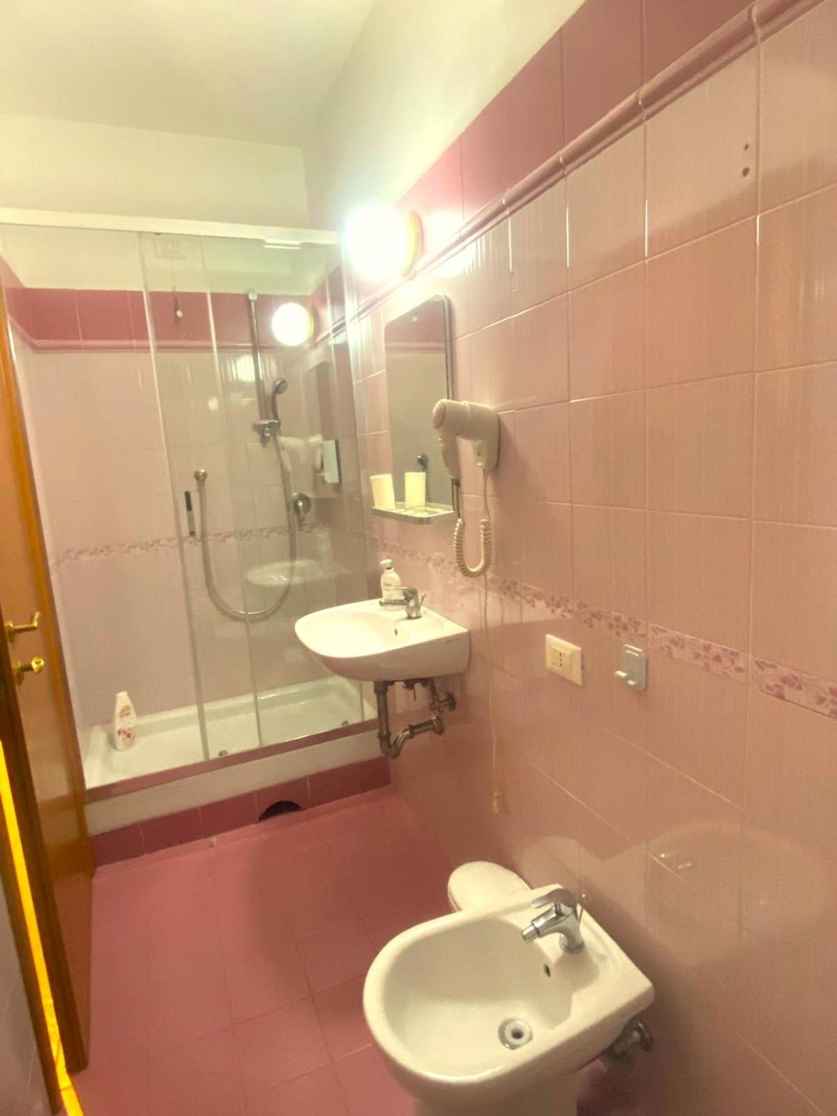 Booking Now Rome-Address Via Palestro,56- Breakfast Included Buitenkant foto